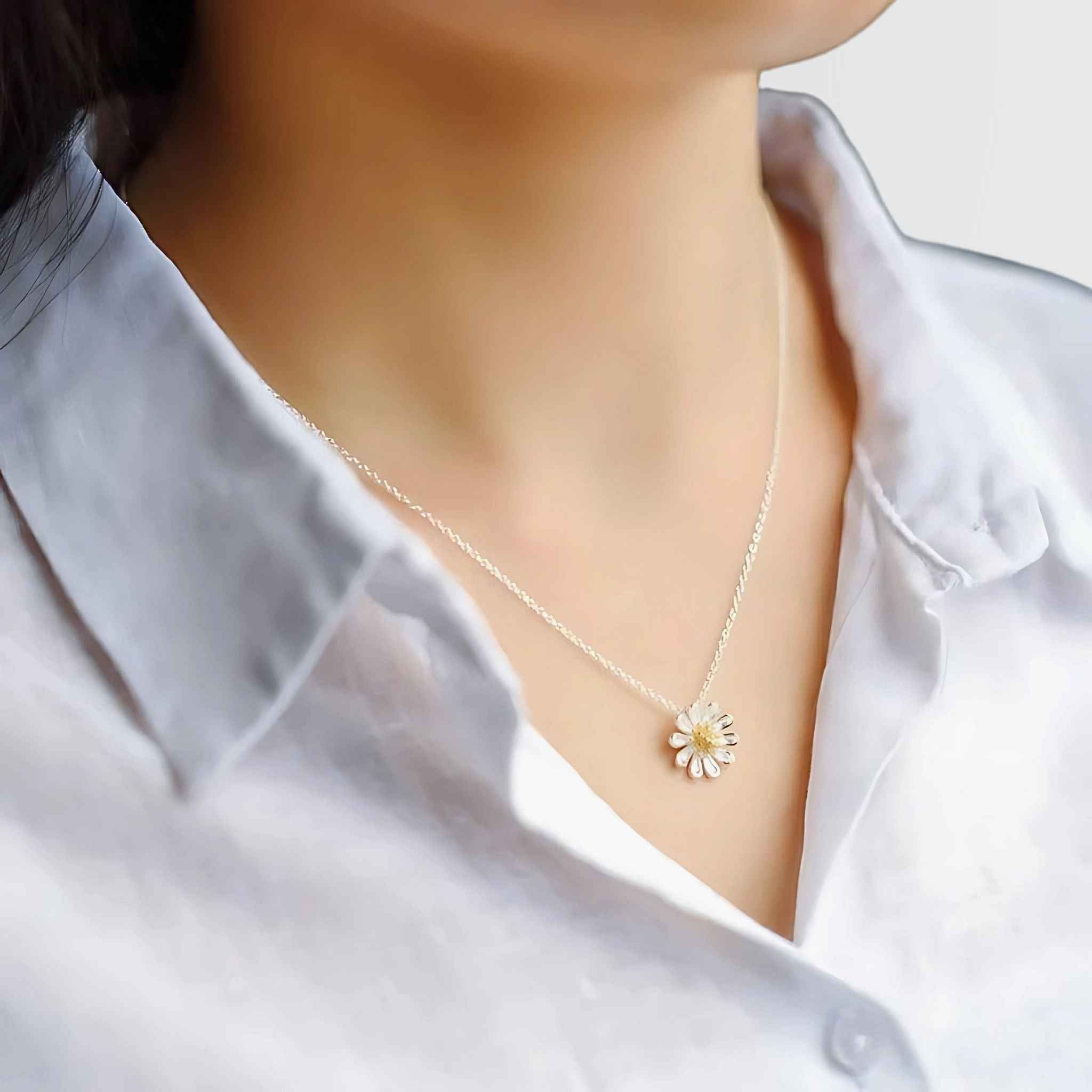 Your Time To Bloom Daisy Necklace - jewellery by BLINGLANE