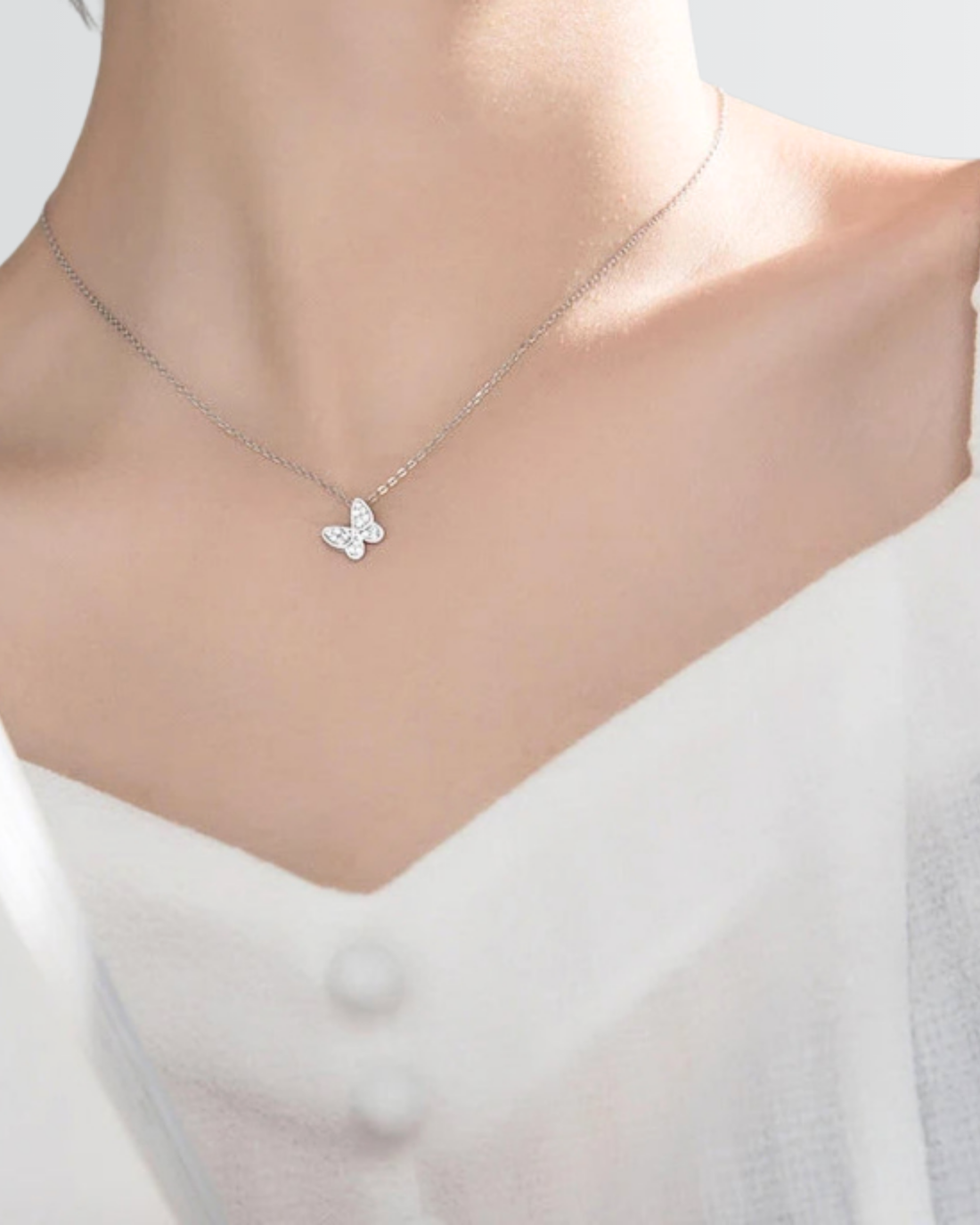 The Blingfly Minimal Necklace