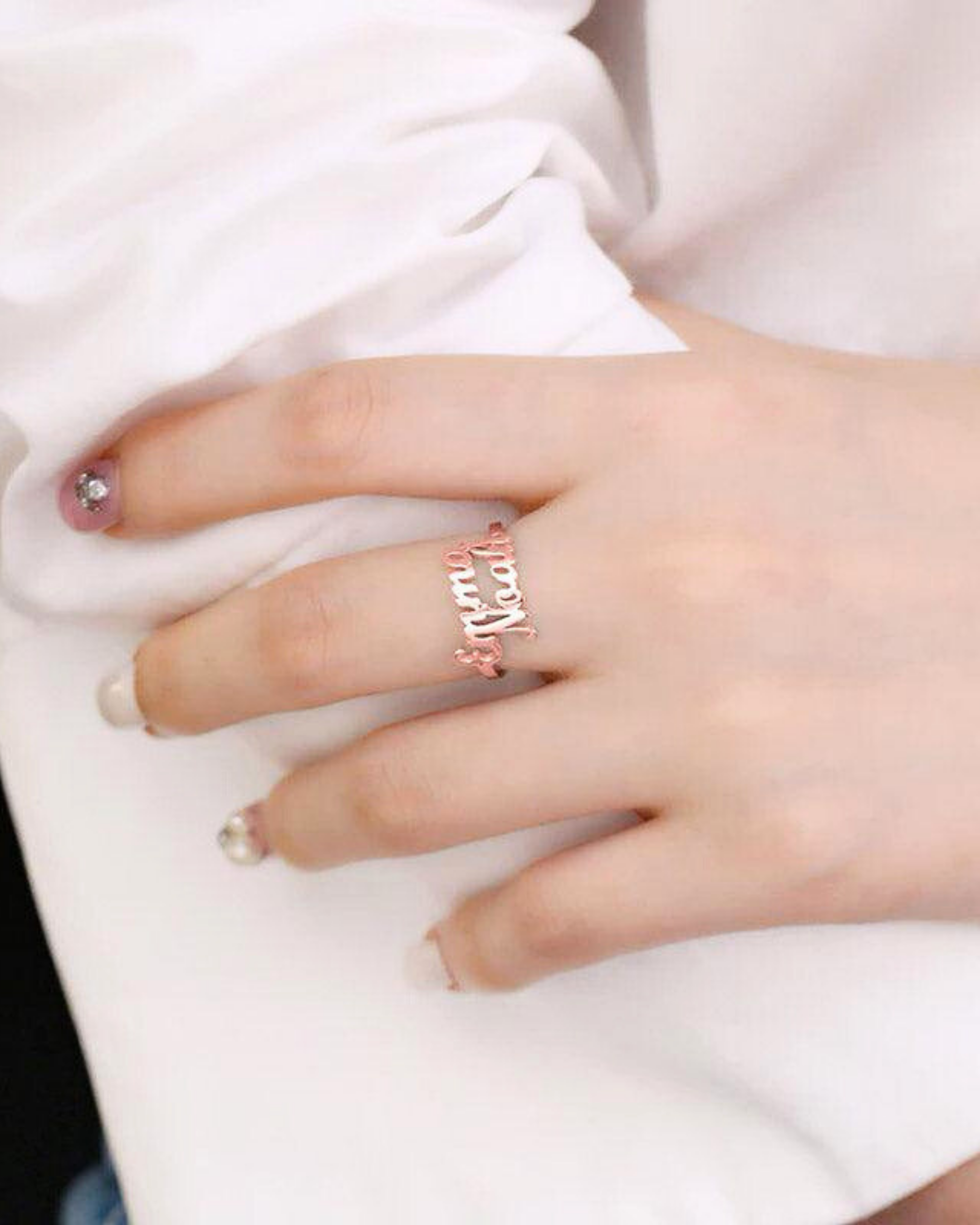 Personnalisez la bague avec deux noms