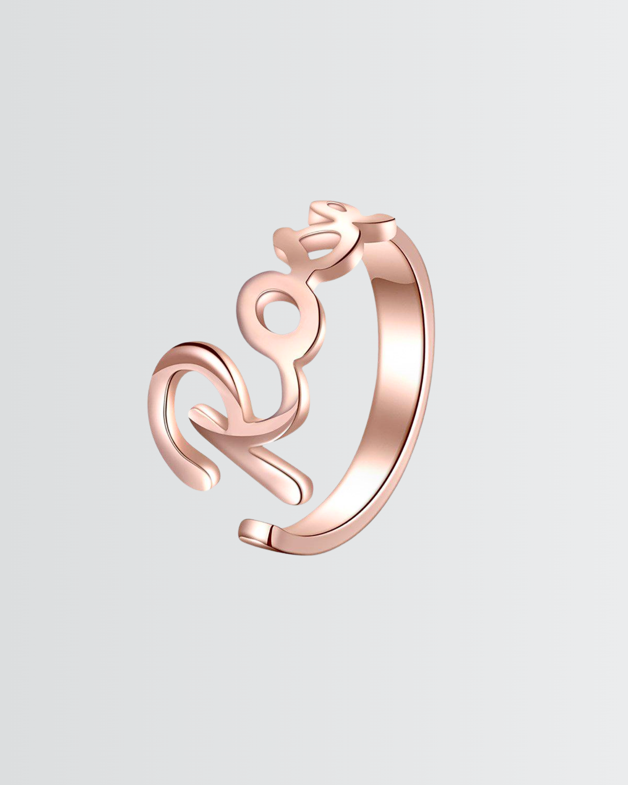 Personaliza tu anillo con nombre en negrita