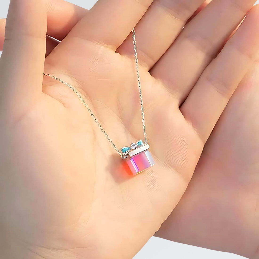 Colgante de caja con un atractivo diseño brillante