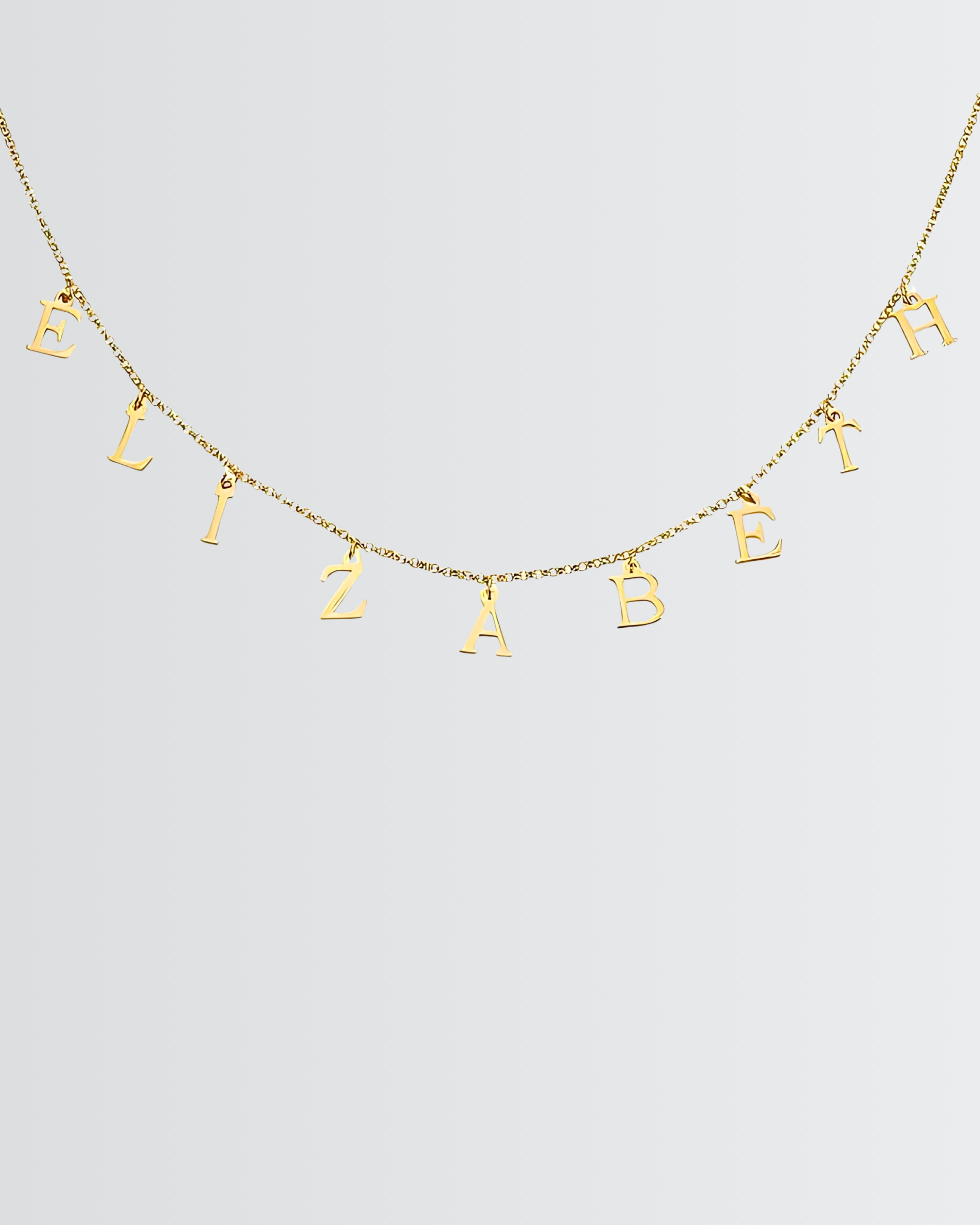 Personnalisez votre collier avec lettres initiales