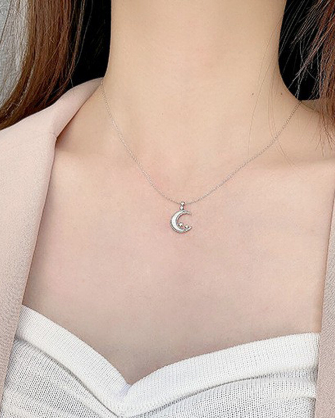 Midnight Muse Elegant Necklace