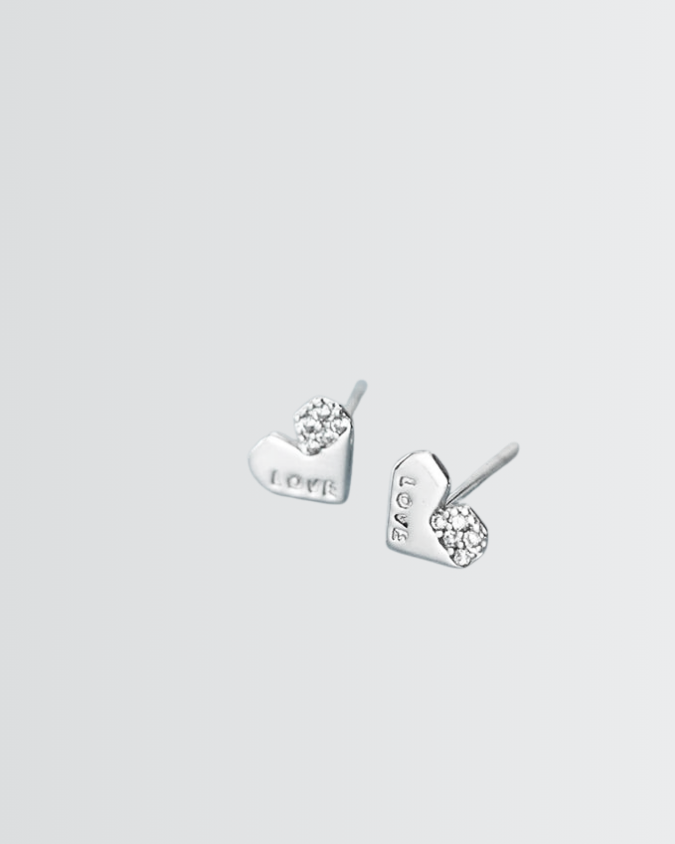 Heartlight Minimal Studs