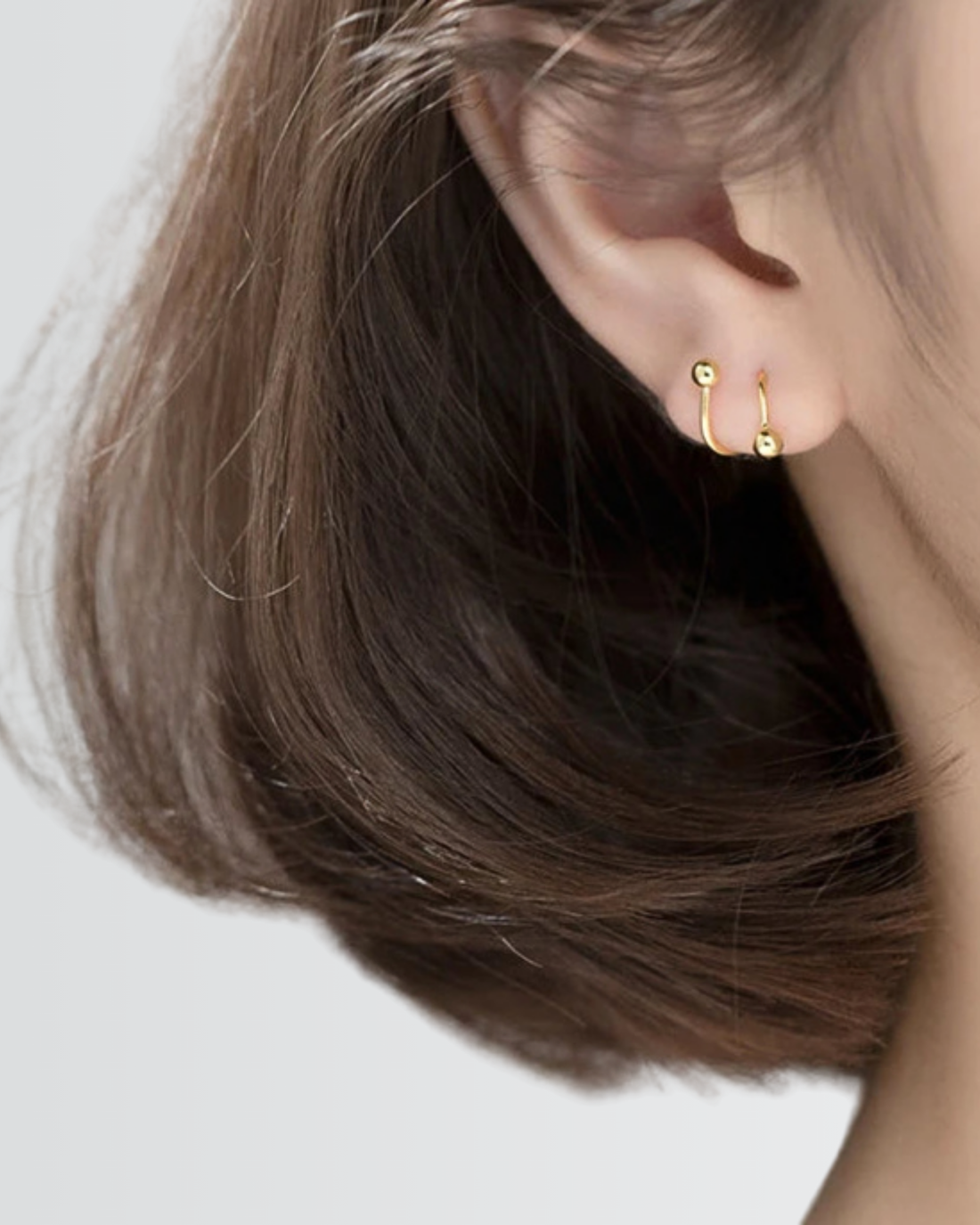 Mini Twirl Hug Earrings