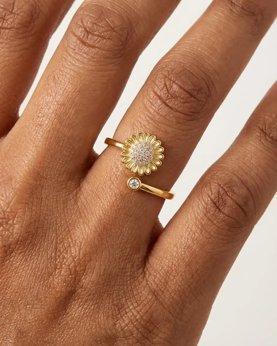 Blooming Daisy Spinner Ring - Silver Ring by BLINGLANE