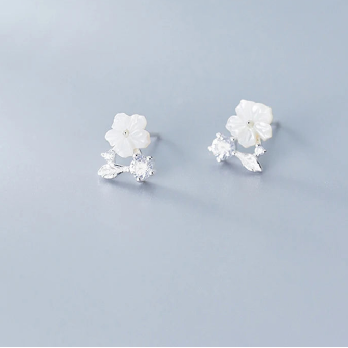 Efflorescence Mini Studs