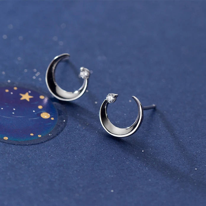 Wear The Curve Minimal Studs