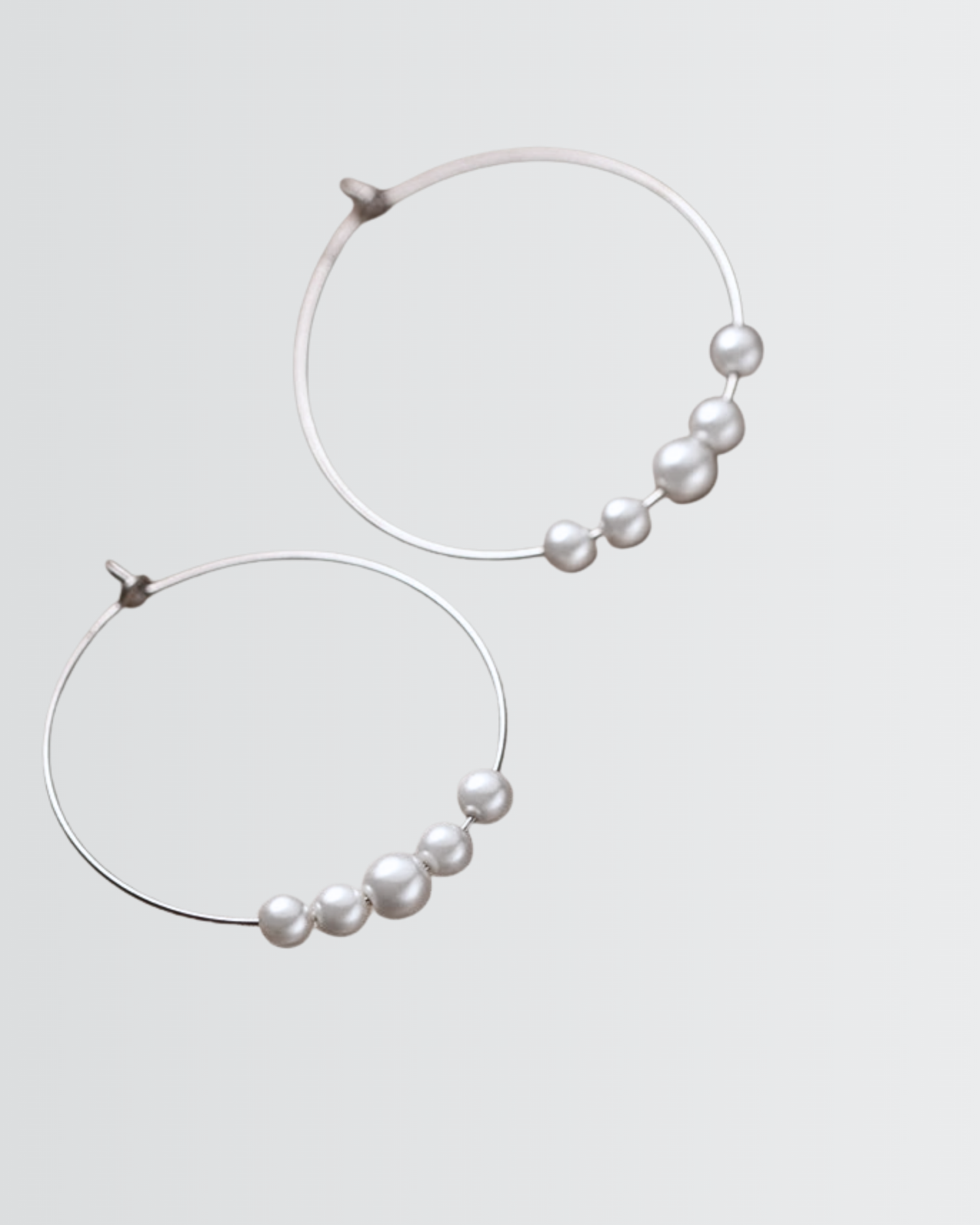 Minimal Pearl Hoops