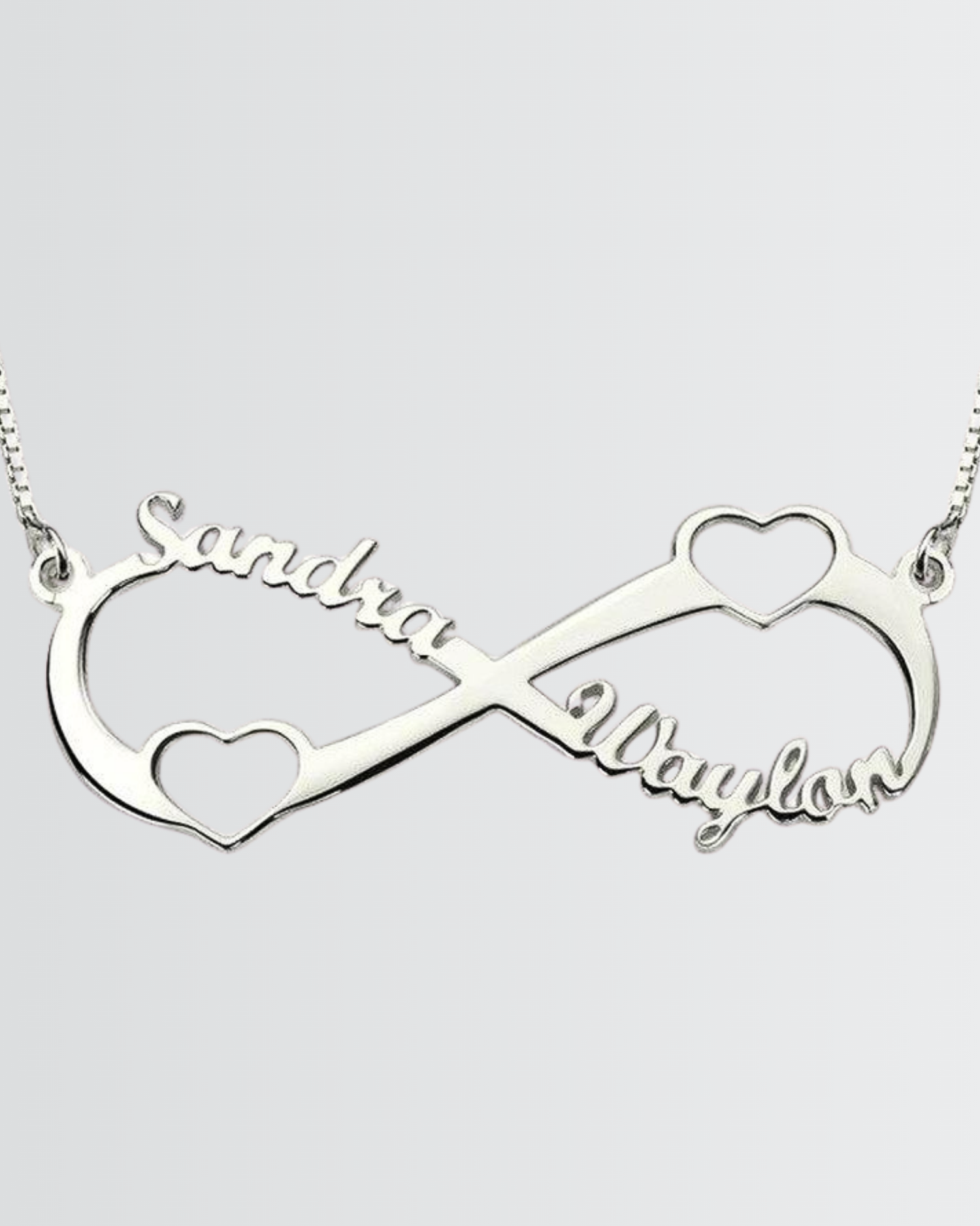 Personnalisez votre collier Infinity Heart avec vos noms