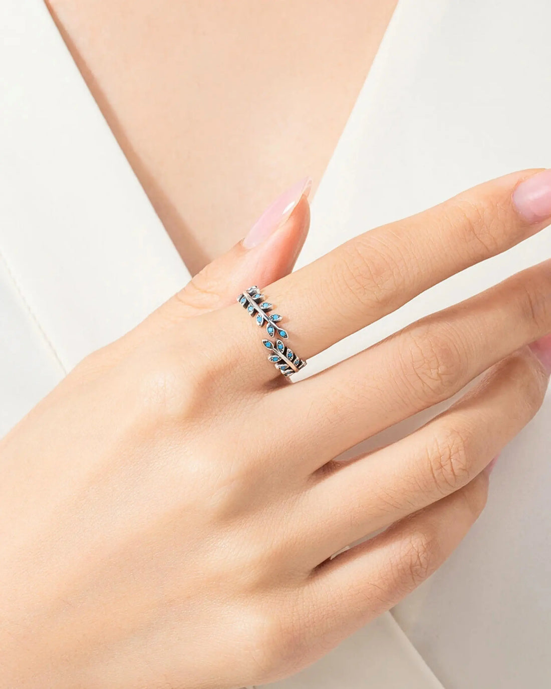 Everleaf Gem Ring -  Silver Ring by BLINGLANE