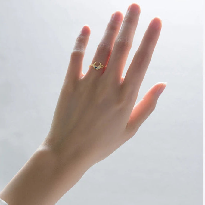 Mysterious Moon Chain Ring