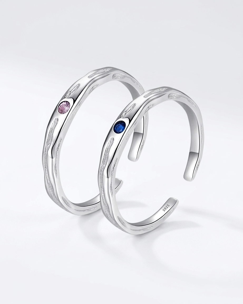 Recién llegados, bandas de amor "Estamos comprometidos"